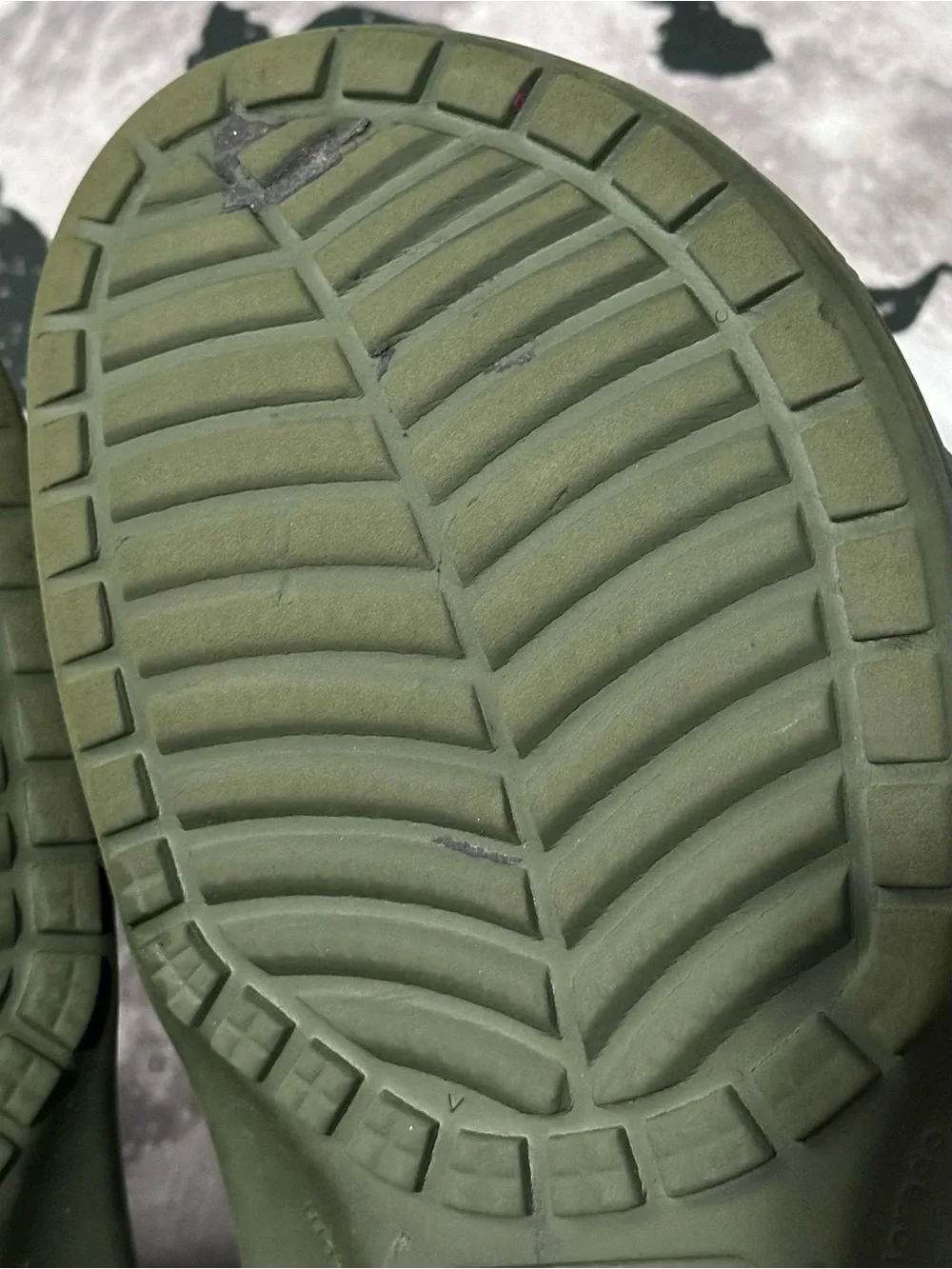 Crocs Army Green Colorway Mens Clogs Size 11